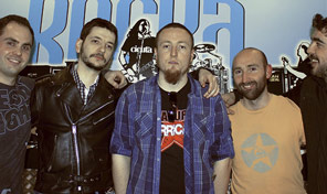 Clave 100&colon; &laquo;De momento s&oacute;lo nos planteamos "vivir el Rock"&raquo;